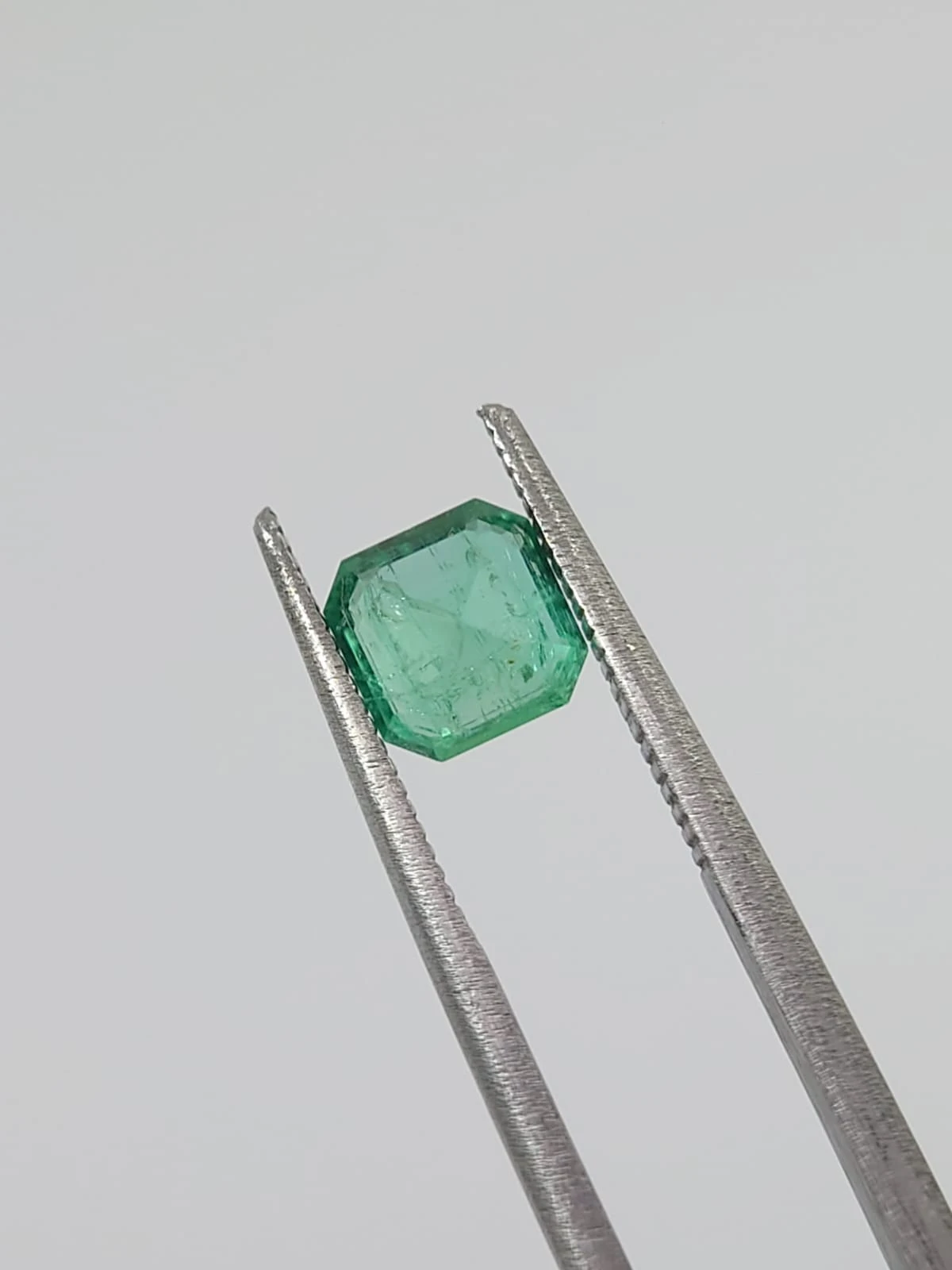 1ct Natural Emerald Octagon Cut Loose Gemstone From Panjshir Afghanistan — view 1